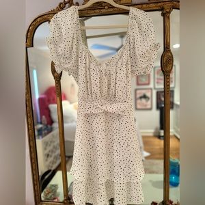 Super cute white polka dot dress! Perfect for summer and spring!